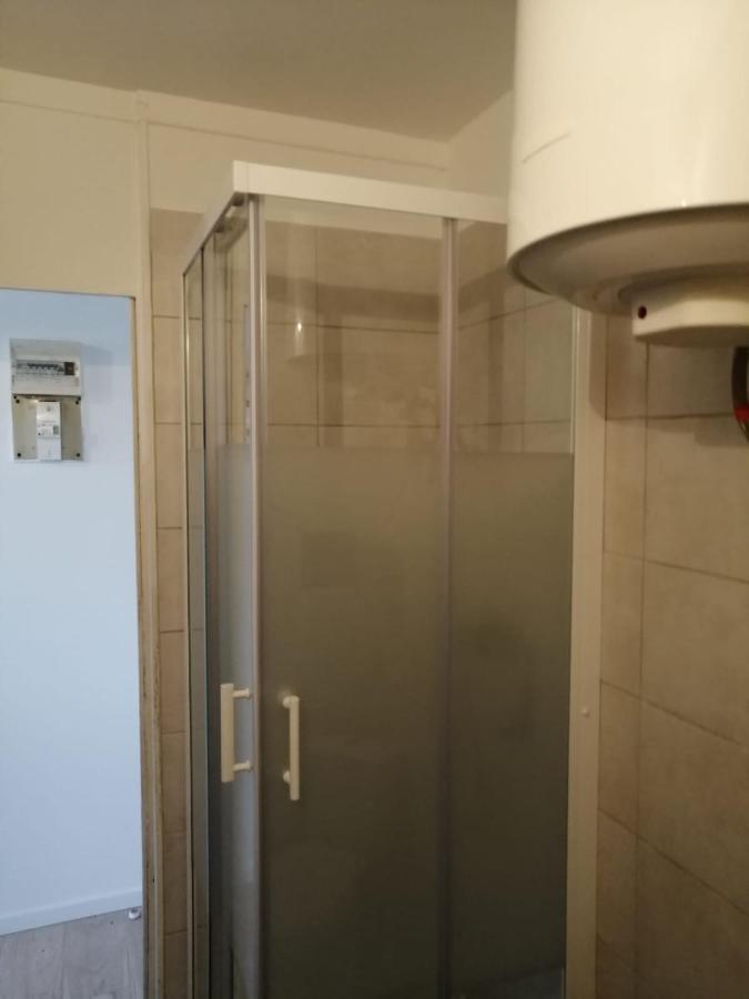 Studio Le Bali Avec Wifi A 100M De La Plage Apartment ลาแซน-ซูร์-แมร์ ภายนอก รูปภาพ